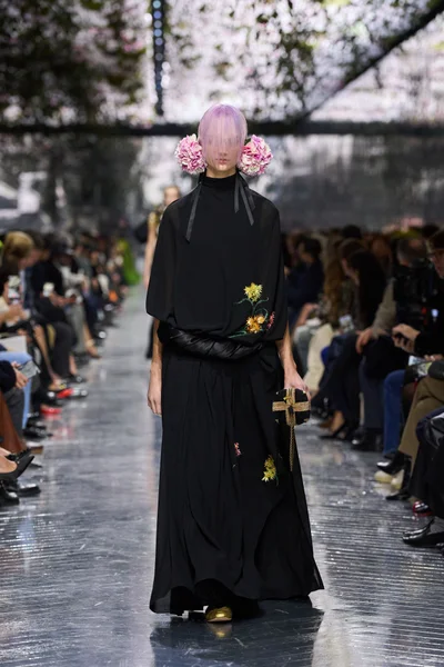 Look 34